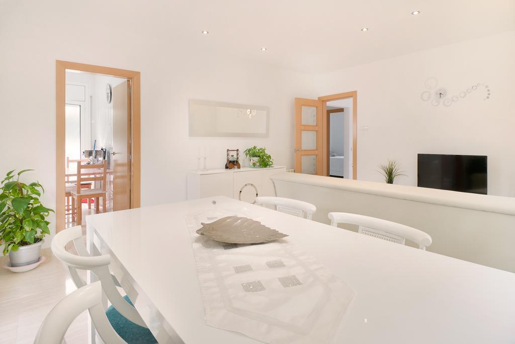 Apartment Roca Mar *